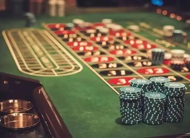 Tampilan interface pengguna yang memudahkan navigasi hiburan